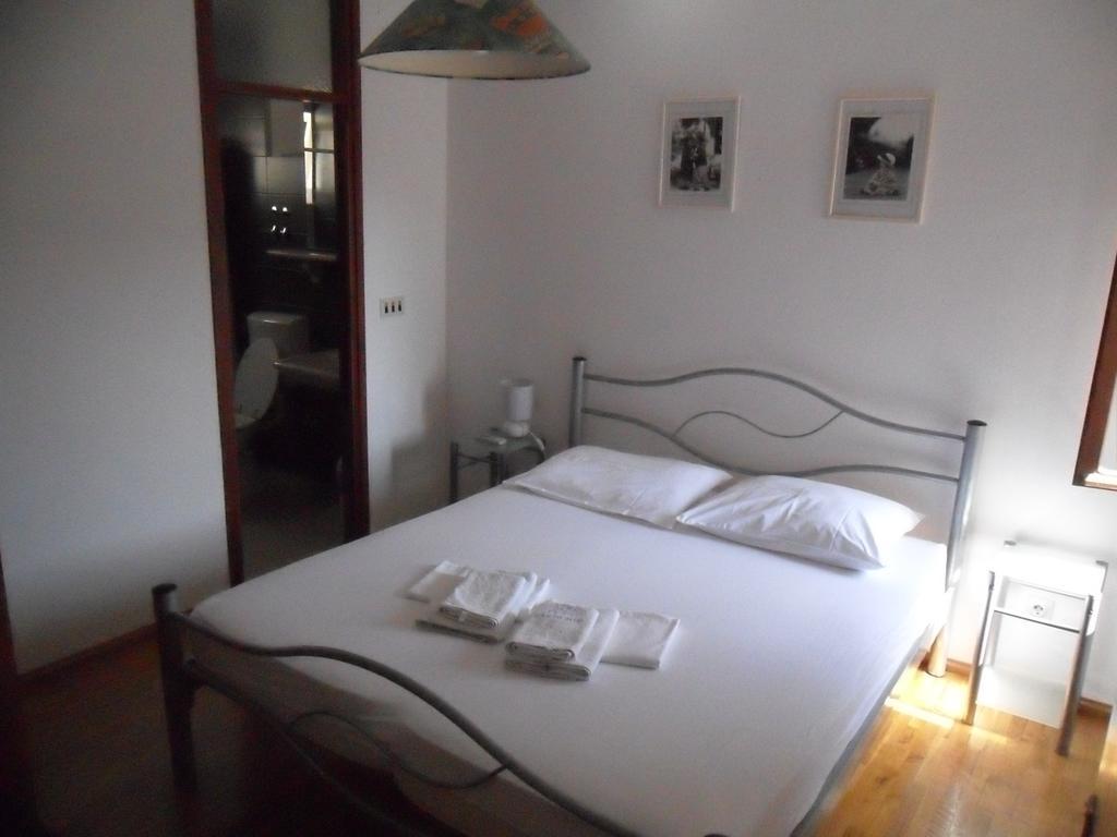 Sd House Rooms Bol Esterno foto